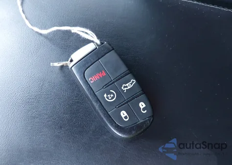 2019 Dodge Charger Sxt Awd z USA, uszkodzony, nr VIN 2C3CDXJG1KH619649